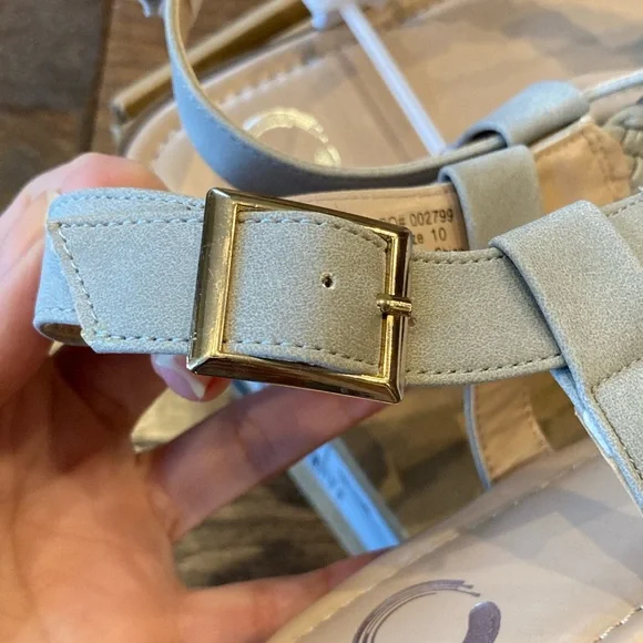 Journee Collection Genevive Sandals - Picture 7 of 9